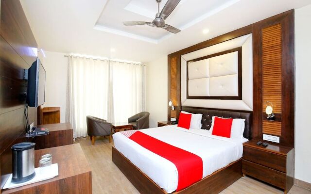 Oyo 40111 Hotel North Inn