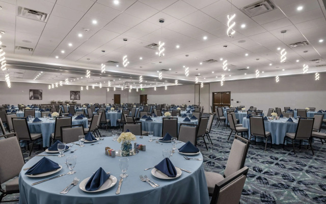 Cambria Hotel Nashville Airport