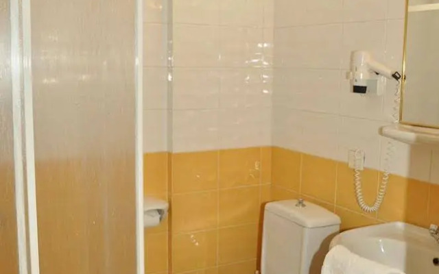 Almera Apart Hotel