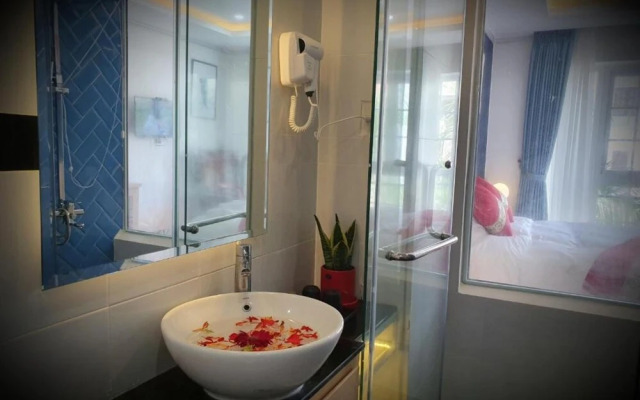 Capital O Saigon Sweet Hotel