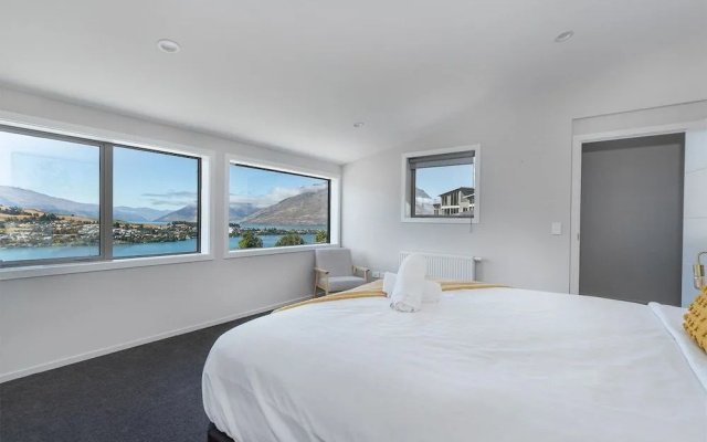 Alpine Retreat - Panoramic Views