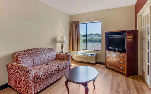 Comfort Inn & Suites Troutville - Roanoke North / Daleville