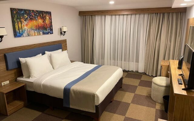 Feel & Live Hotel Villas Restaurant