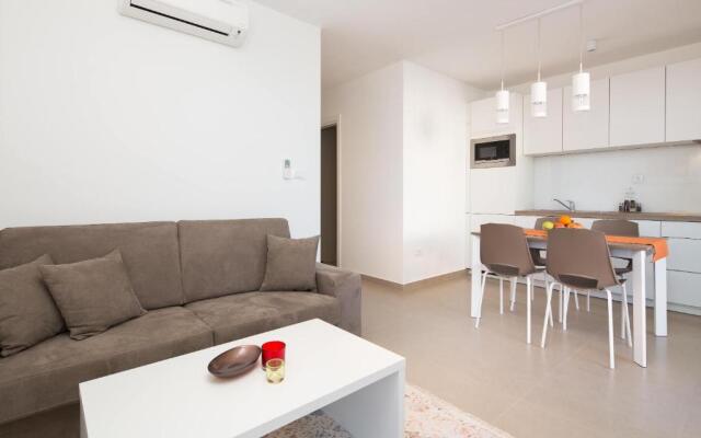 Apartments Alba 1