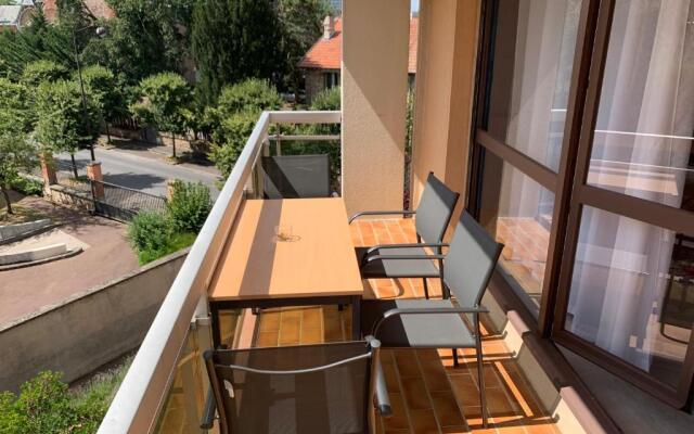 CHAMBRE a louer vue sur seine
