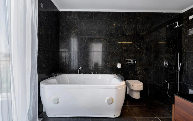 Diamond Villa