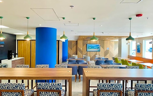 Holiday Inn Express Guadalajara Vallarta Poniente