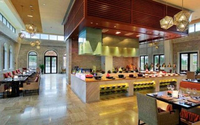 Wyndham Grand Plaza Royale Hainan Longmu