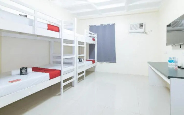 Reddoorz @ Insular Square Mandaue City