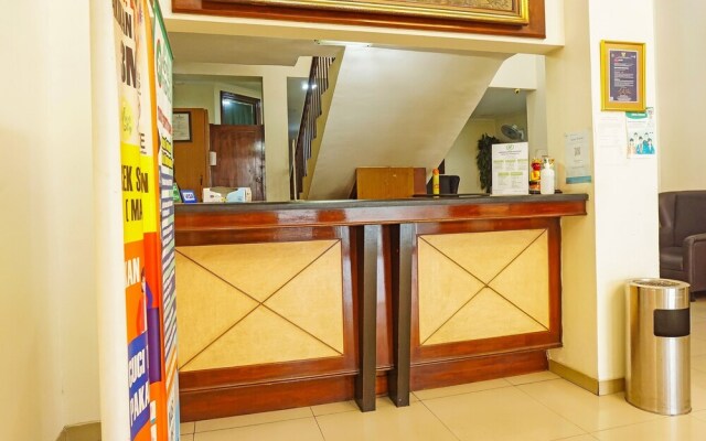 SUPER OYO Collection O 91409 Hotel Fiducia Otista 153 - 157