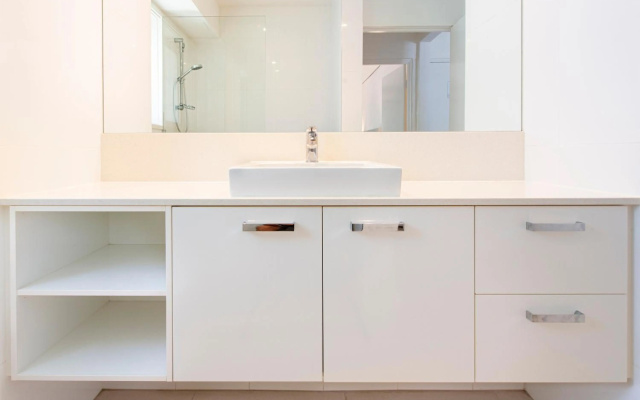 Sandcastles Noosa – Guest Rooms – Hastings Street