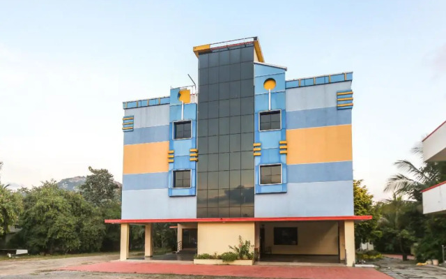 Hotel Shashva Park by OYO Rooms