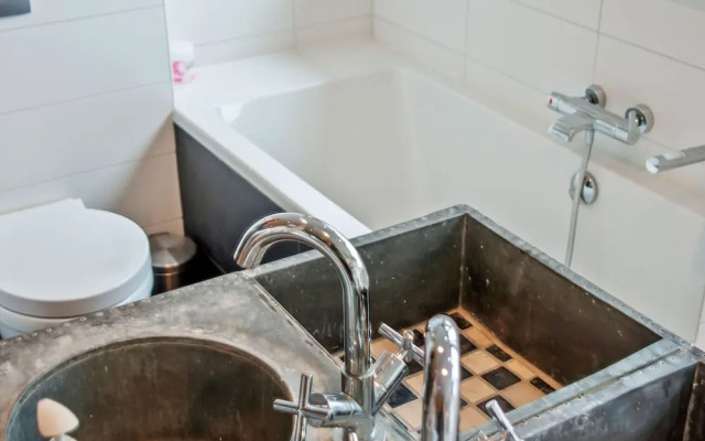 Simplictic Holiday Home in Emmen near Forest