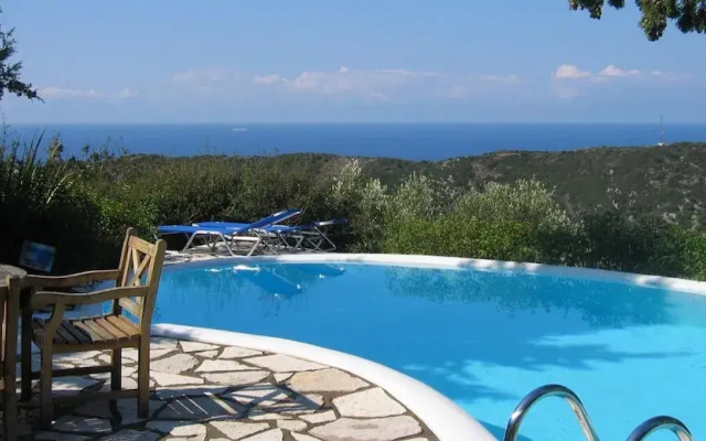 Villa Daphne - Agios Nikitas Villas