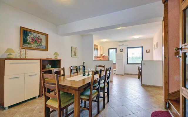 Awesome Home in Fazana With Wifi and 4 Bedrooms