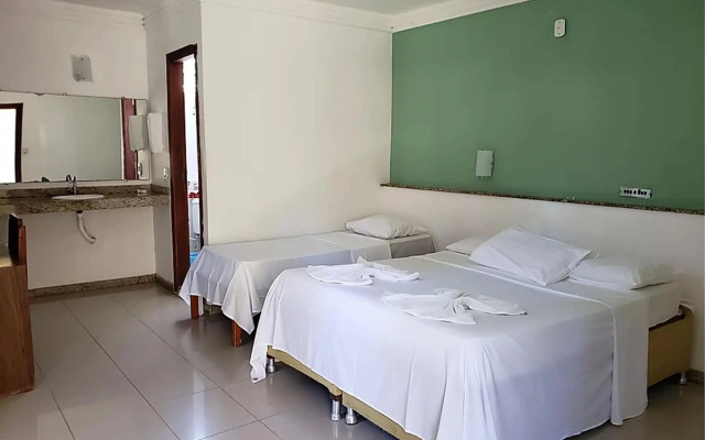 Floral Inn Family Hotel