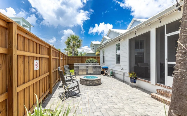 Seaside Serenity 5 Bedroom Home