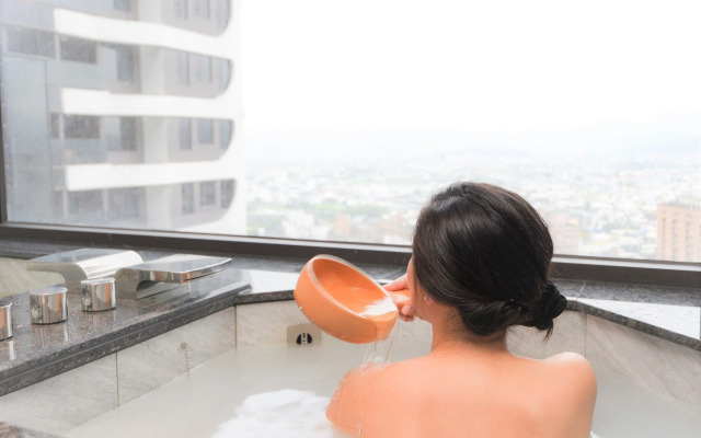 Cuncyue Hot Spring Resort