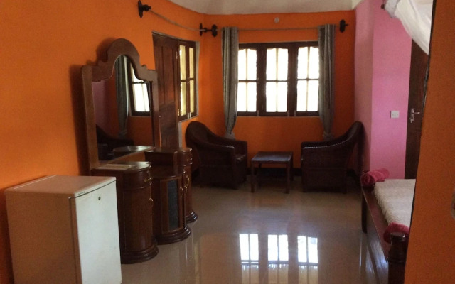 Kajibange bar and guesthouse