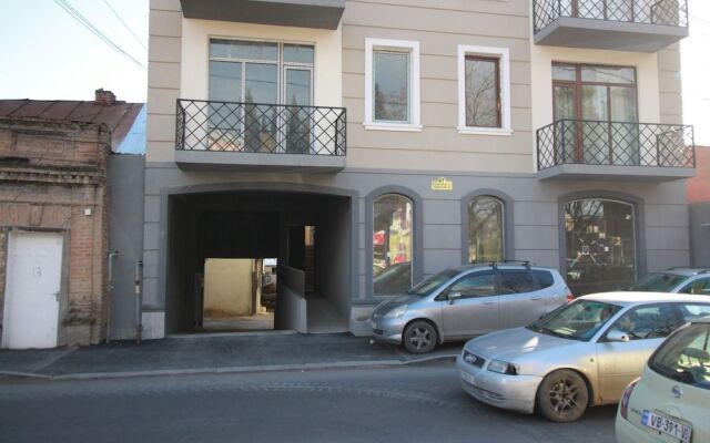 Sheni Hostel