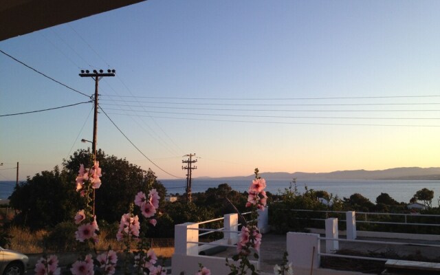 George Beach Studios & Villas