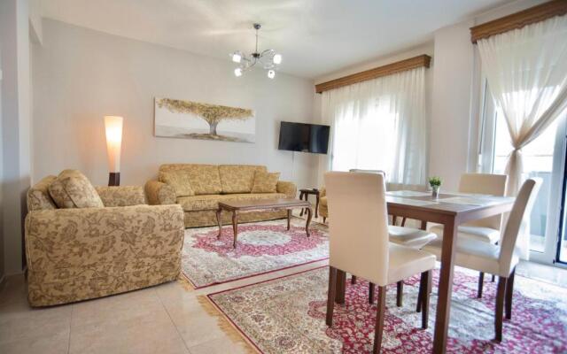 Friendly Flat 2