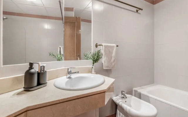 Bowie - 1 Bedroom Pool in Chueca