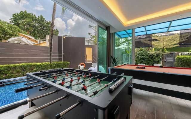 Spacious Pool Villa Tmn Emas Ukay Ampang