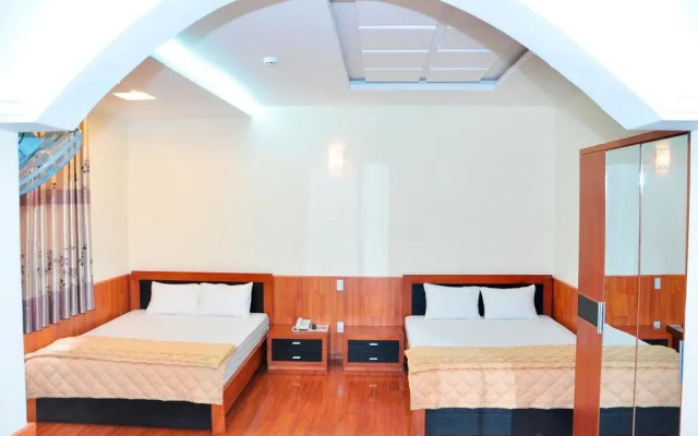 Tin Hoa Hotel 1