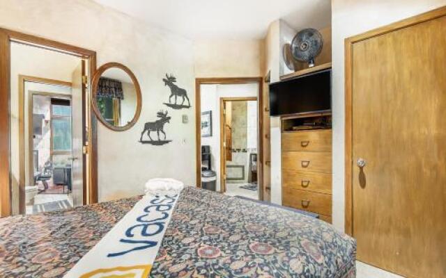 2914 River Bank Lodge - Keystone