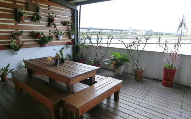 Luodong Shanghewu homestay