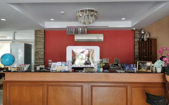 Baan Pattamaporn Hotel