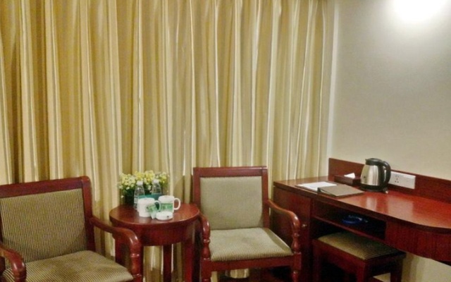 GreenTree Inn ShanDong ZiBo LinZi People Square Long-term Bus Station East Express Hotel – Business – Zibo
