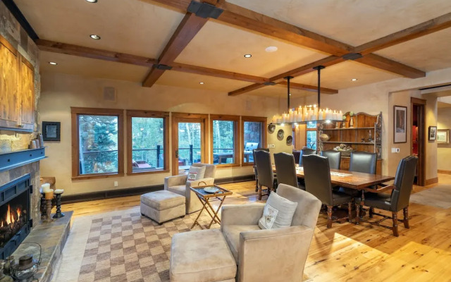 Alpenglow - 5 Br Home
