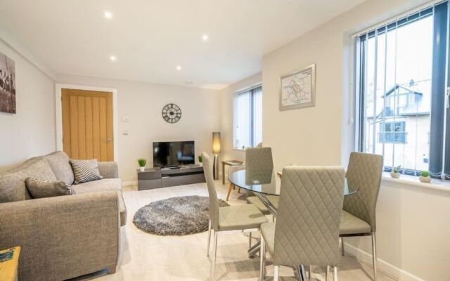 St Johns Mews