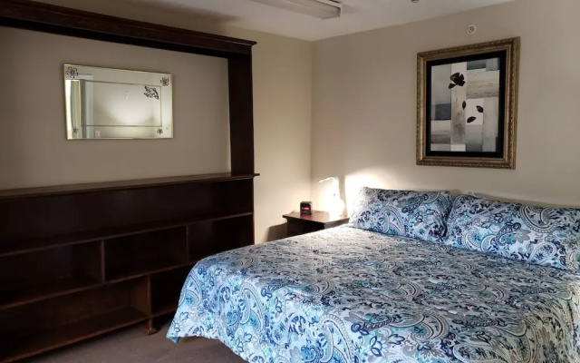 The Medicine Hat Villa