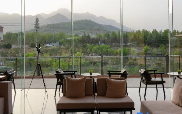 Tai'an  Jianguo Hidden Garden-style Hotel