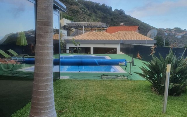 Ocean View Villa With Private Outdoor Heated Pool