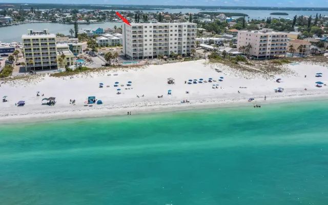 Sea Breeze 708 by Distinctive Beach Rentals