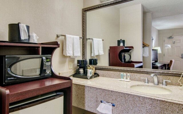 Quality Inn Salem