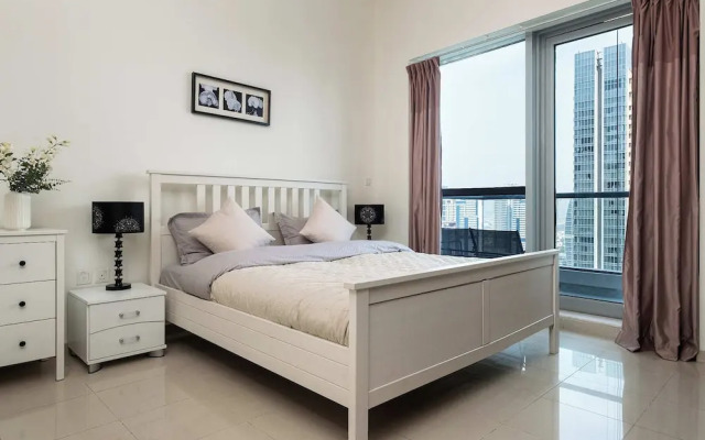 Stunning Marina View 1 bedroom