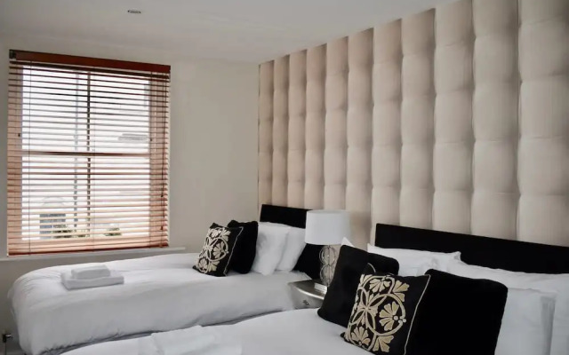 The Orient - Super Cool and Central - Sleeps 2