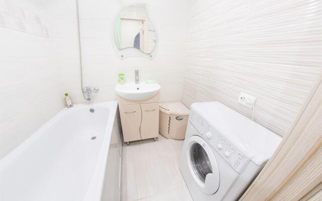 Огни Саратова на улице Чапаева