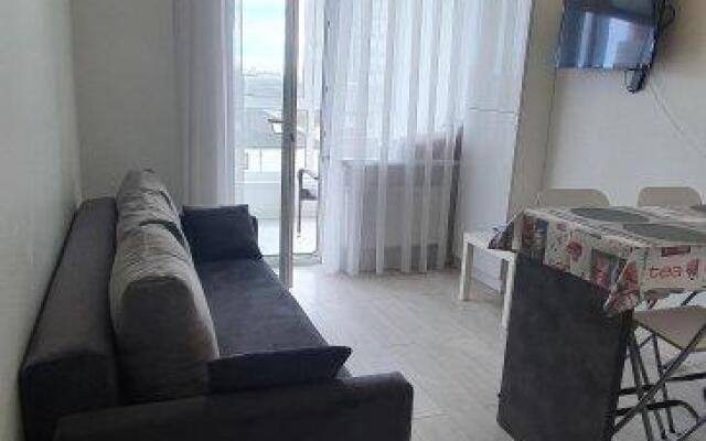 Leonov Apartments
