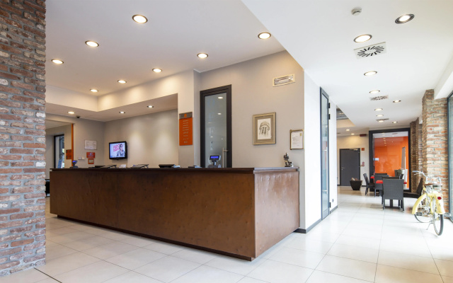 Best Western Falck Village Hotel