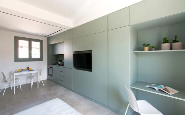elegant stay centrally in Rethymno