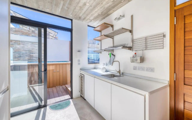 Traditional Maltese Townhouse wt Terrace and Pool