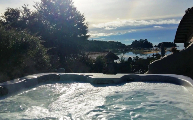 Kimi Ora Eco Resort