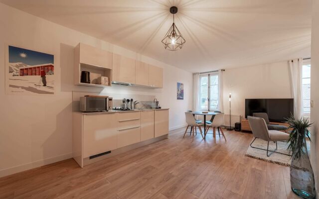 Le 37 Private apartment