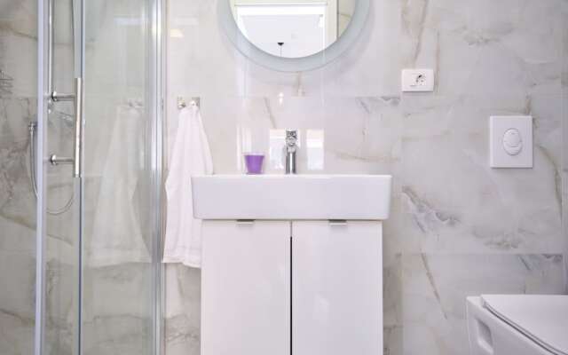 AquaVue Suite by Litto